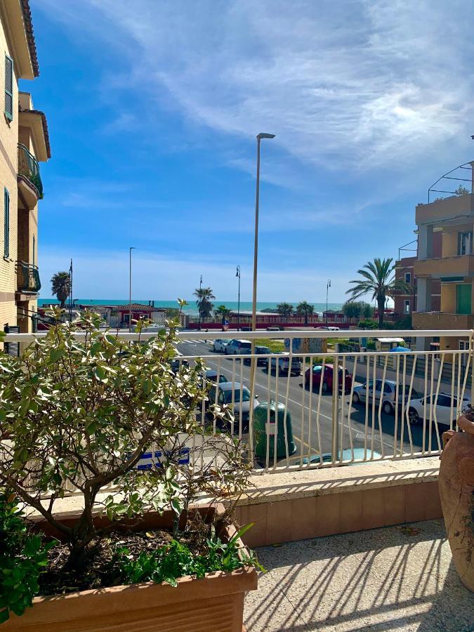 Hotel Le Vele Lido di Ostia Esterno foto